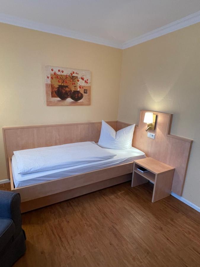 Zum Schwanen Garni Hotell Buggingen Exteriör bild