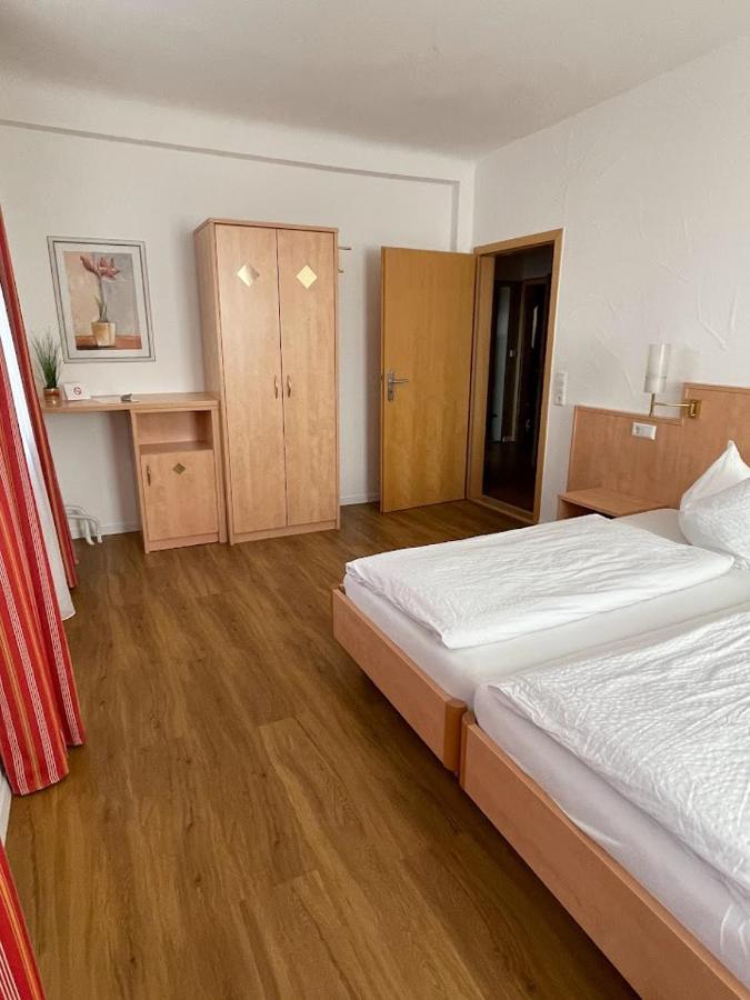 Zum Schwanen Garni Hotell Buggingen Exteriör bild