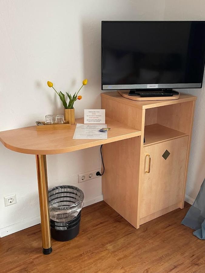 Zum Schwanen Garni Hotell Buggingen Exteriör bild