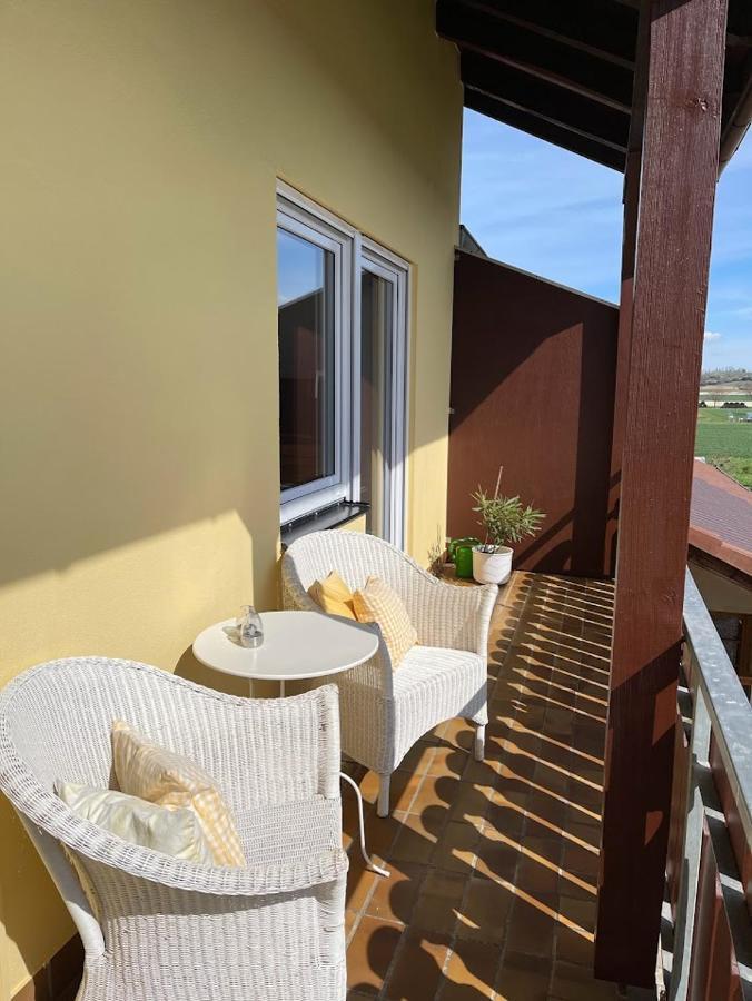 Zum Schwanen Garni Hotell Buggingen Exteriör bild